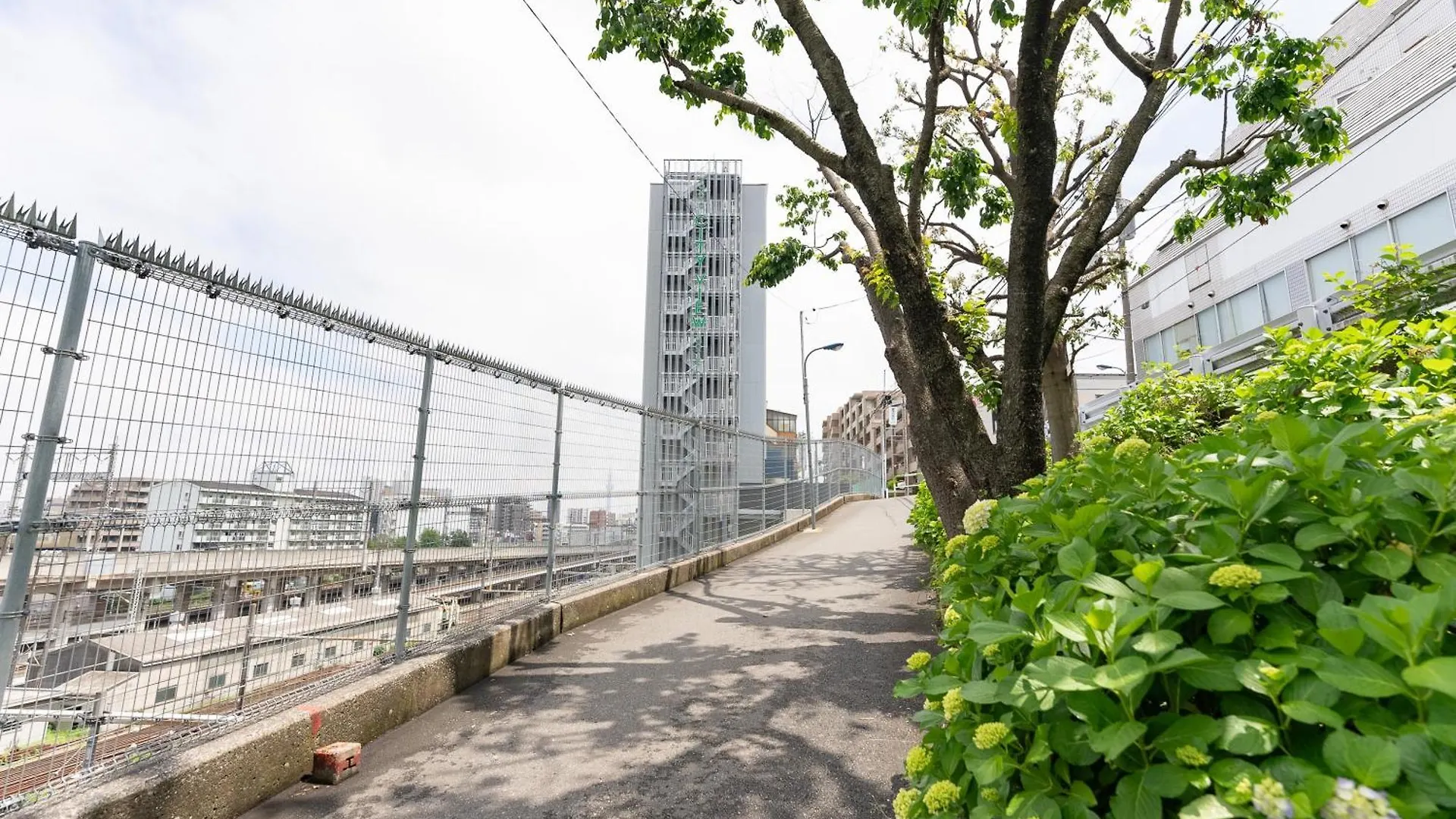 Tabist Tokyo City View Hotel 2*,