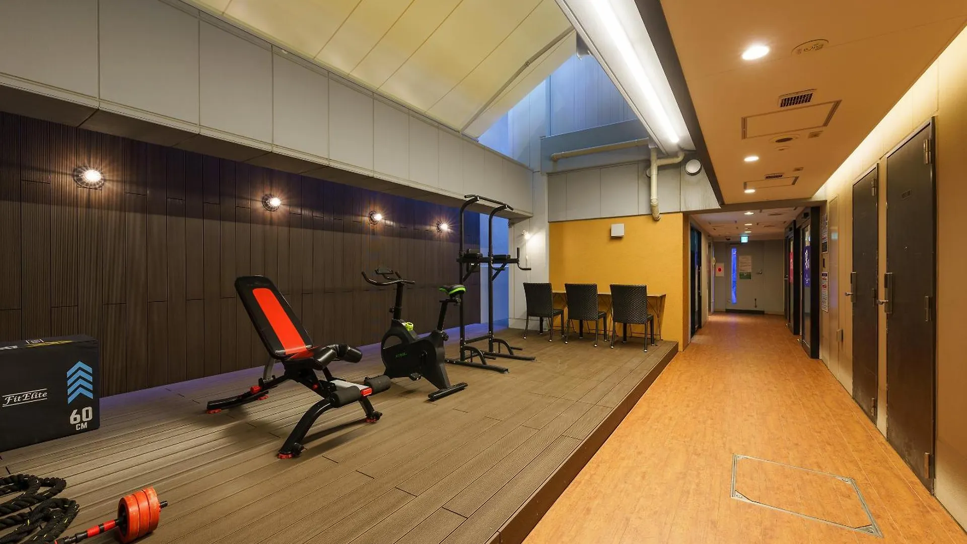 Tabist Tokyo City View Hotel 2*,